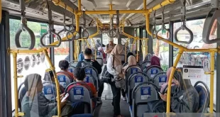 Pajak Kendaraan Listrik DKI Kemarin, TJ Turunkan Penumpang: Apa yang Terjadi?