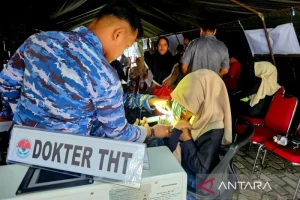 Pasukan Langit Si Penjaga Kesehatan Masyarakat di Beranda Negeri: Menghadapi Hujan yang Mengguyur Natuna