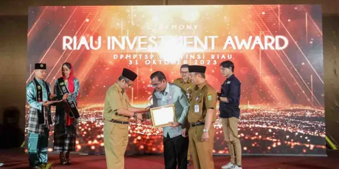 Pekanbaru Raih Penghargaan Peringkat I Riau Investment Award 2026 Setelah Lampaui Target
