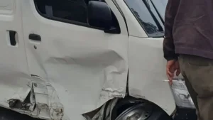 Penampakan Mobil yang Ditumpangi Yukie PAS Band Usai Alami Kecelakaan: Tragedi di Balik Kejadian Naas