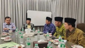 Pendidikan Berkarakter dan Masa Depan: Puji Langkah Progresif GIHES Jusuf Kalla Pendidikan Harus Berorientasi Karakter dan Masa Depan