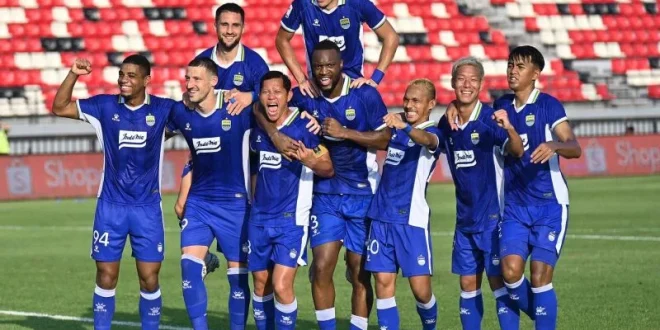 Persib Bandung Raih Kemenangan Berharga, Kalahkan Persija 2-1 Persib lolos ke final Piala Presiden 2026