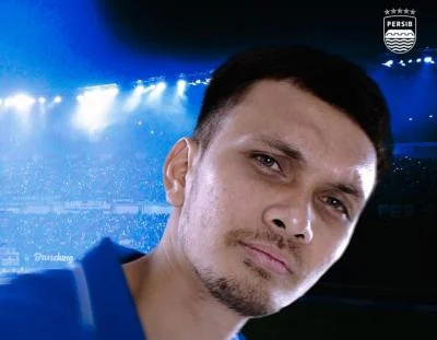 Persib Bandung Resmi Pinjamkan Hamra Hehanussa ke Garudayaksa FC: Apa yang Diharapkan Bobotoh?