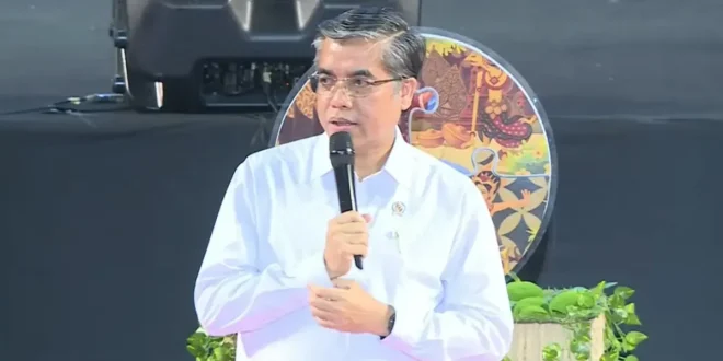 Perusahaan yang Syaratkan Batas Usia dan Good Looking: Masyarakat Dapat Laporkan!