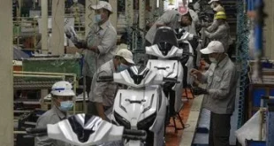 PMI Pulih, Mampukah Industri Kembali Jadi Mesin Penyerap Tenaga Kerja?