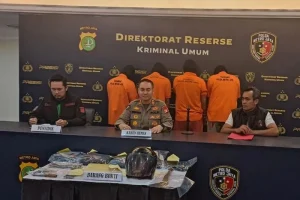 Polisi Tangkap 6 Pencuri Mengincar Nasabah Bank di Bekasi: Kebijakan Tegas Menghadapi Kejahatan