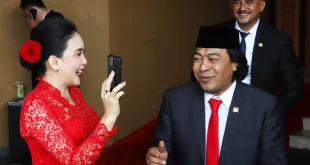 Prabowo Berpidato Komeng Saya Tidak Minta Harapan Tapi Juara Satu: Tinjauan Politik Terbaru