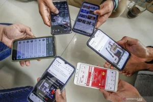 Psikolog Terapkan Pause Before Posting Saat Emosi Meningkat untuk Menghindari Kesalahan Berbahaya