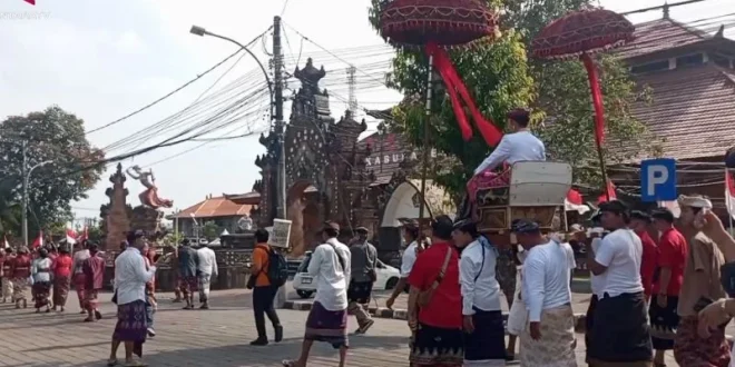 Puri Agung Tabanan Menghidupkan Tradisi Mejoli dan Gong Beri