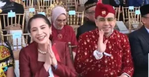 Raffi Ahmad dan Nagita Slavina Tampil Eksklusif dengan Busana Merah dalam Perayaan HUT ke-81 RI di Istana