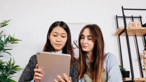 Refleksi Kemerdekaan Indonesia ke-81: Gen Z Bertarung untuk Kebebasan Berpendapat dalam Era Algoritma