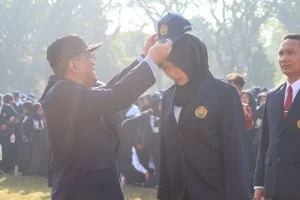 Rektor Unej Ajak Mahasiswa Baru untuk Tidak Menyerahkan Proses Berpikir ke AI