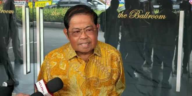 Respons Pembentukan Kabinet Bayangan Golkar: Demokrasi Jangan Terjebak dengan Bayang-bayang