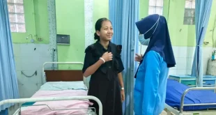 Senyum Ernawati: Perlindungan JKN Membantu Melahirkan Bayi Laki-Laki Secara Normal