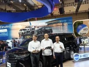 Toyota Alphard HEV Jadi Mobil Jemputan Mewah Penumpang Garuda Indonesia