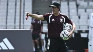 Unai Emery Tertarik Latih Timnas Indonesia: Peluang Baru untuk Sepak Bola Tanah Air